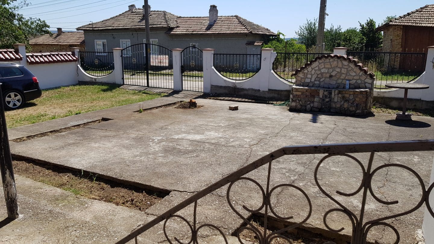 Dreamy Bulgarian Property for Sale in Idyllic Voditsa Village Dreamy Bulgarian Property for Sale in Idyllic Voditsa Village