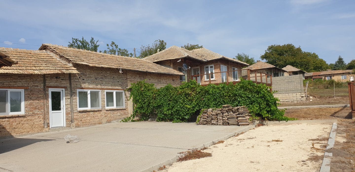 Bulgarian house for sale Renovated furnished Sadina
