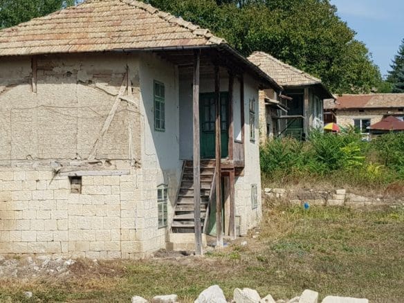 Bulgarian house for sale Renovated furnished Sadina