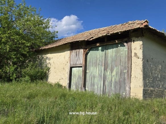 Dreamy rural property for sale in Lomtsi village