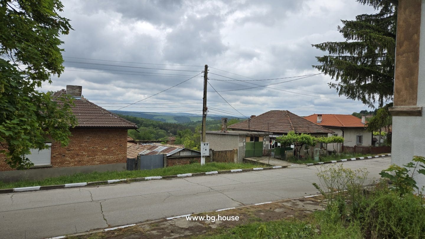 Buy this renovated Bulgarian property in Mogilino with 2000m2 land