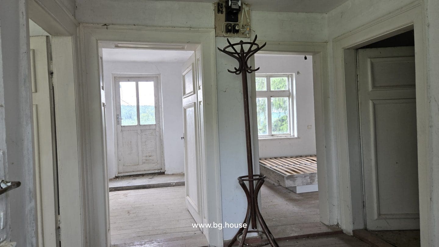Buy this renovated Bulgarian property in Mogilino with 2000m2 land