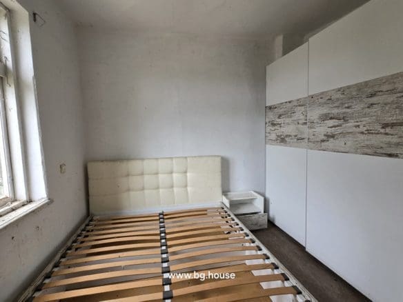 Buy this renovated Bulgarian property in Mogilino with 2000m2 land