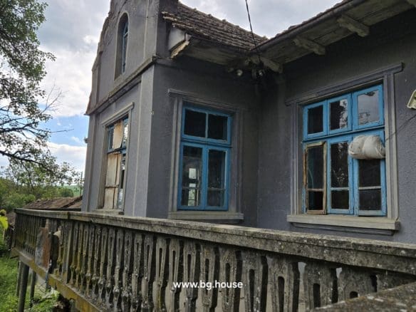 Bulgarian House in Lom Cherkovna for Sale