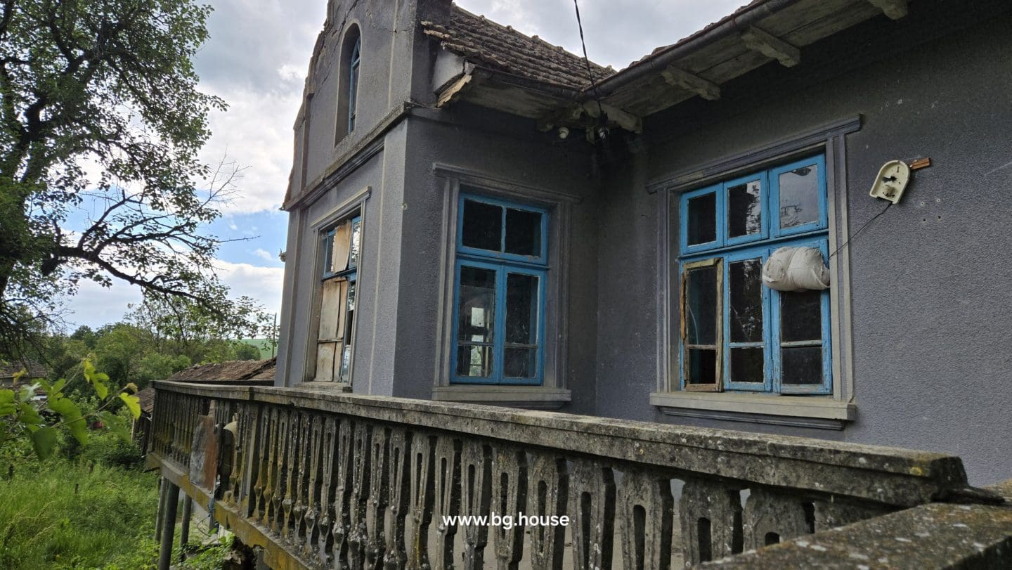 Bulgarian House in Lom Cherkovna for Sale