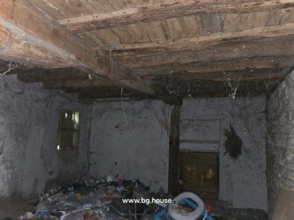 Bulgarian House in Lom Cherkovna for Sale