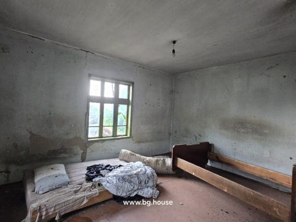 Bulgarian House in Lom Cherkovna for Sale