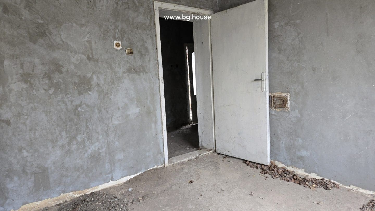 Bulgarian House for Sale Valley Views