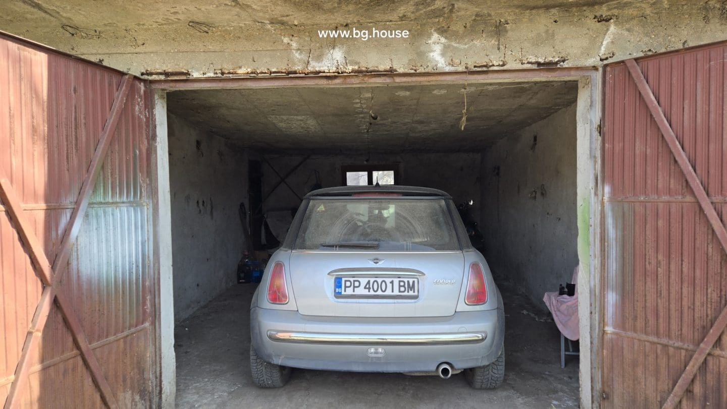 Bulgarian Property in Village Voditsa