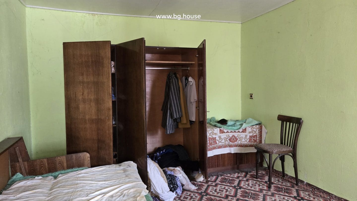 Bulgarian Property in Village Voditsa