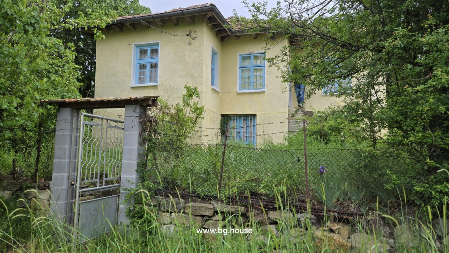 Bulgarian Property for sale in Village Aprilovo