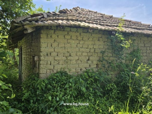 Bulgarian Property for sale in Village Aprilovo