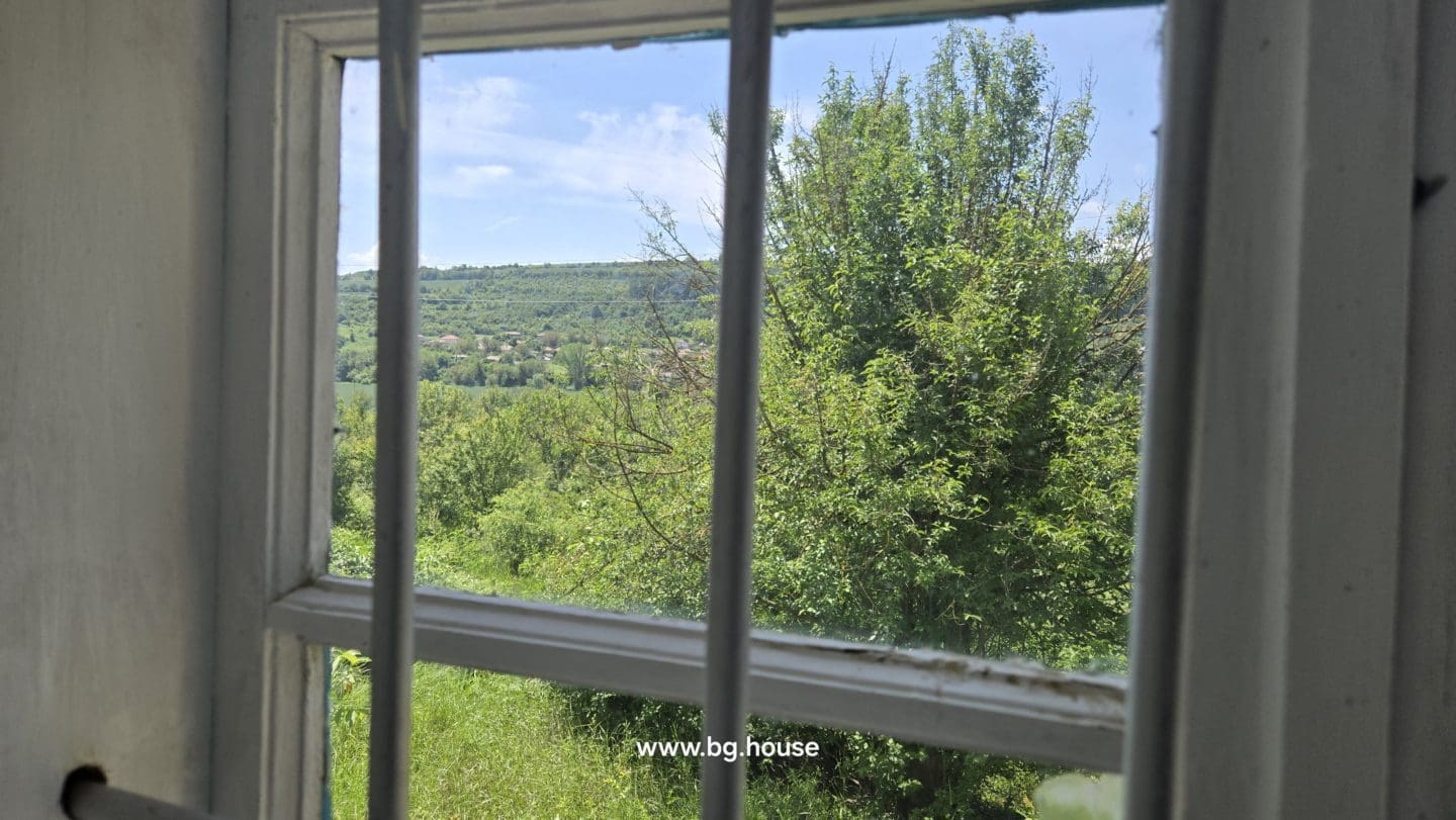 Bulgarian Property for sale in Village Aprilovo