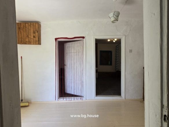 Bulgarian Property for sale in Village Aprilovo