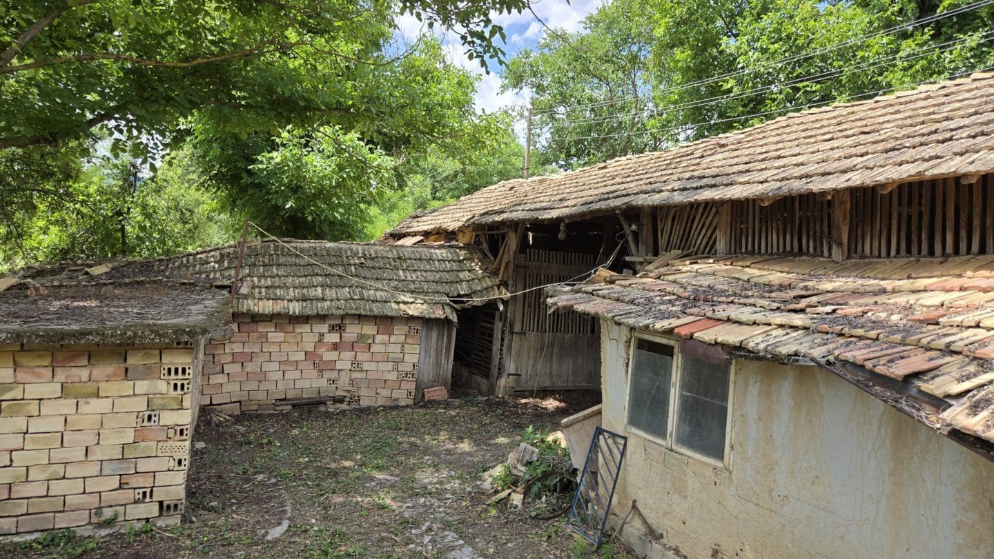 Bulgarian Property in Village Sadina for Sale