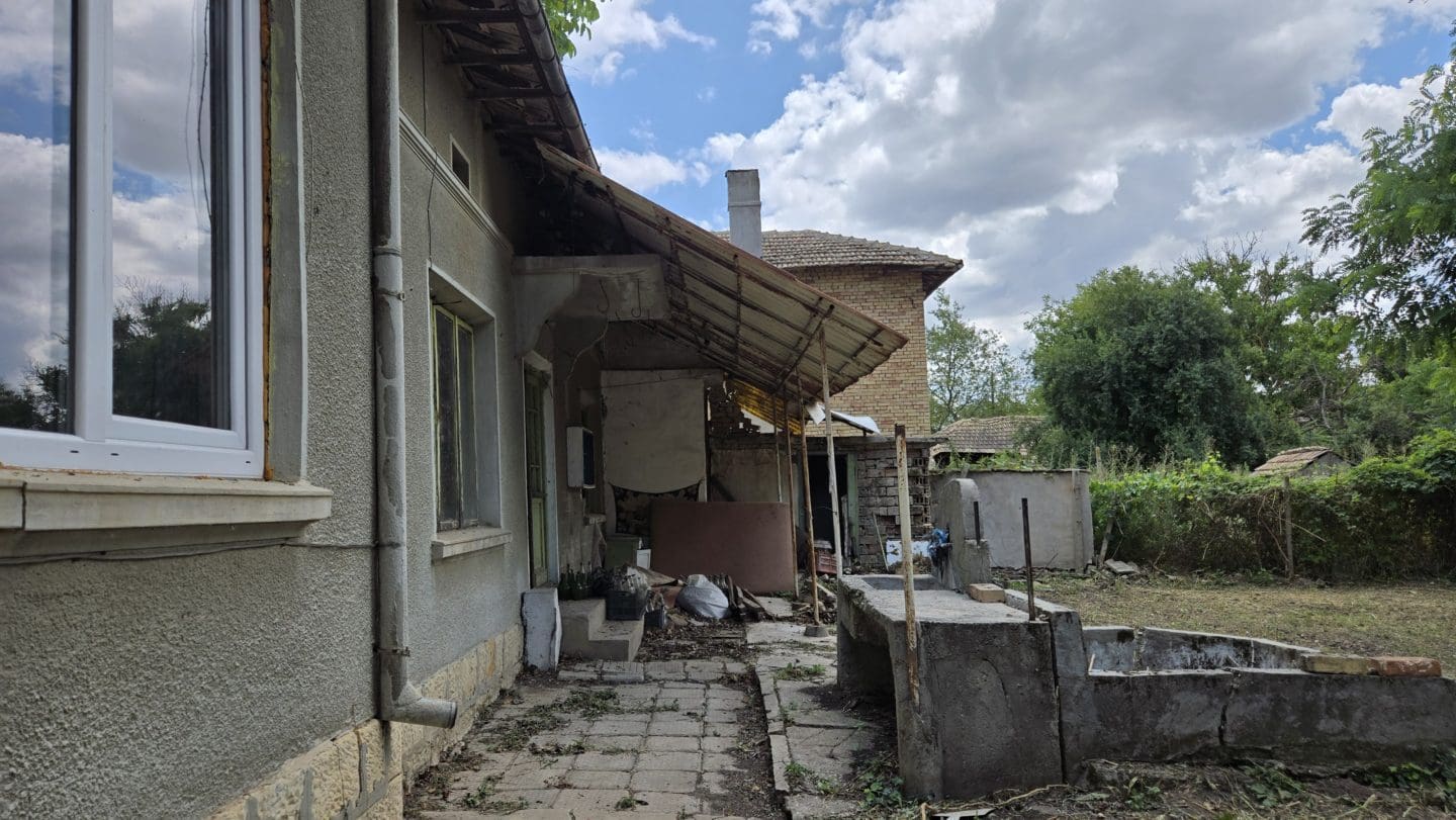 Bulgarian Property in Village Sadina for Sale