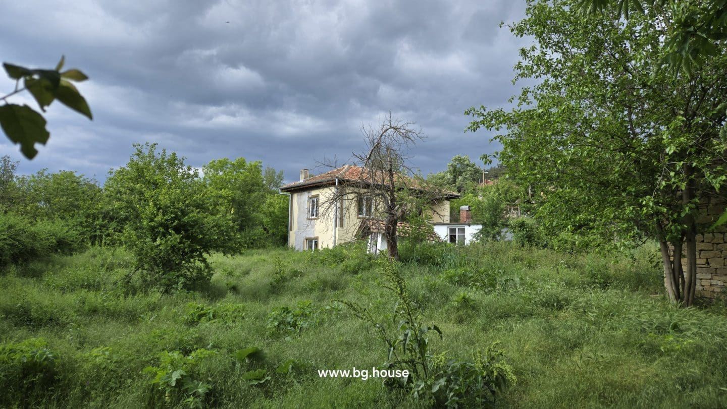 Village Koprivets Bulgarian Property for Sale – Great Investment!