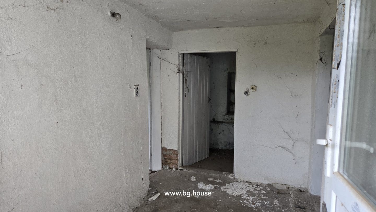 Village Koprivets Bulgarian Property for Sale – Great Investment!