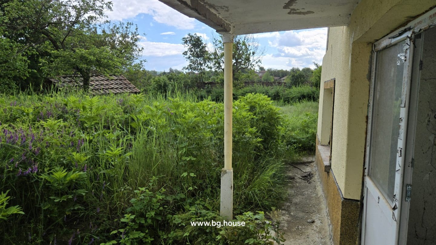 Village Koprivets Bulgarian Property for Sale – Great Investment!
