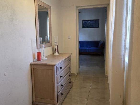 Bulgarian House with 4 Bedrooms and Pool in Village Balkanski