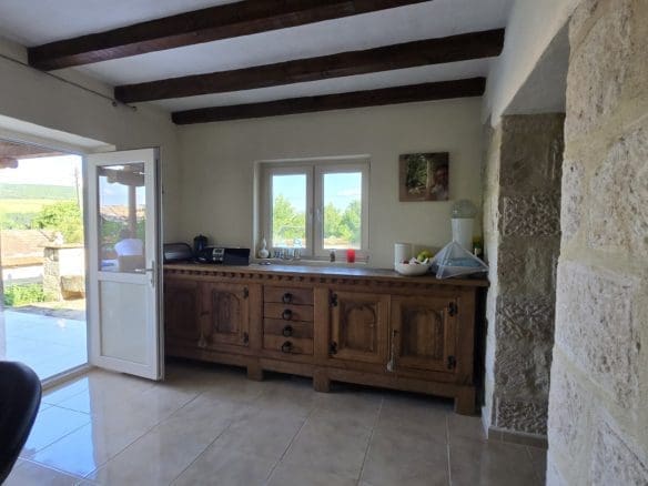 Bulgarian House with 4 Bedrooms and Pool in Village Balkanski