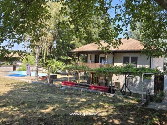 Bulgarian Property for Sale – 6300m² Estate in Village Zvezda