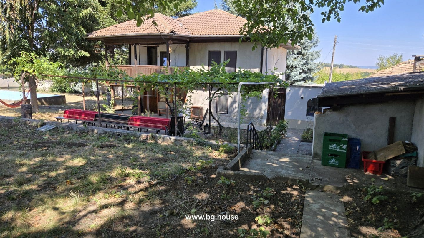 Bulgarian Property for Sale – 6300m² Estate in Village Zvezda