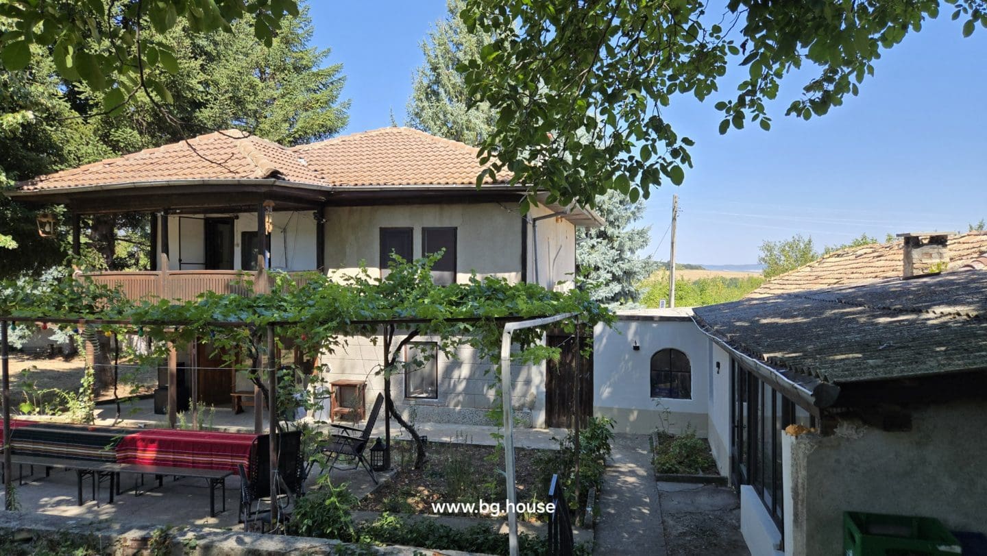 Bulgarian Property for Sale – 6300m² Estate in Village Zvezda