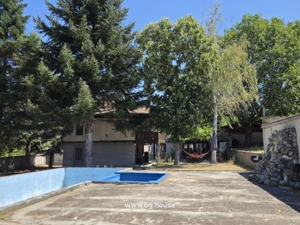 Bulgarian Property for Sale – 6300m² Estate in Village Zvezda