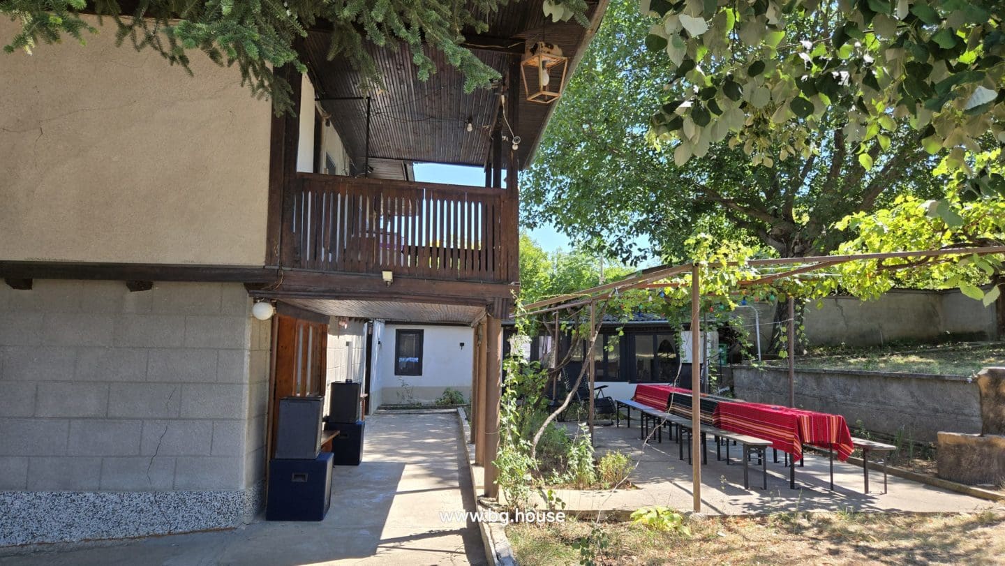 Bulgarian Property for Sale – 6300m² Estate in Village Zvezda