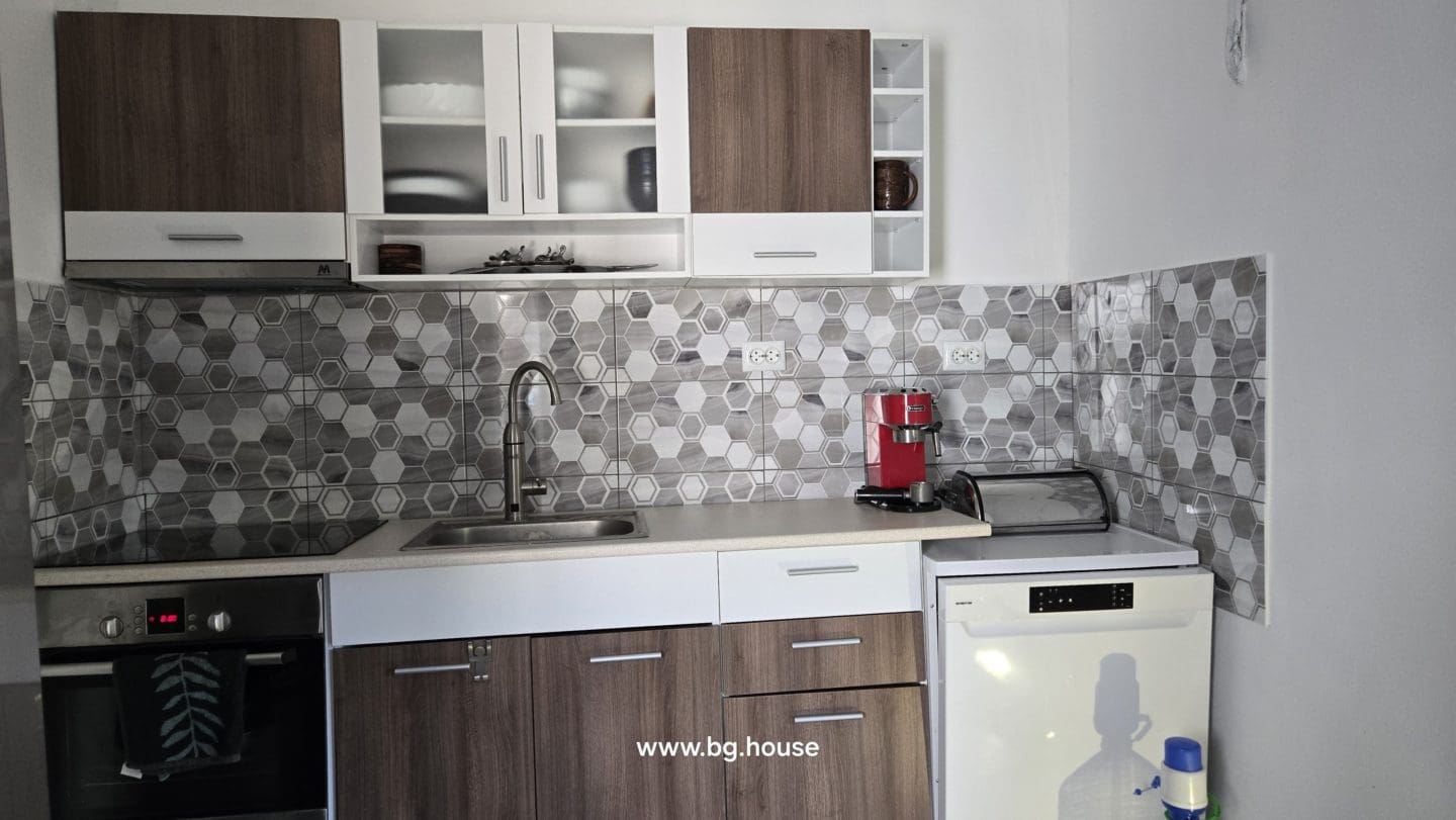 Bulgarian Property for Sale – 6300m² Estate in Village Zvezda