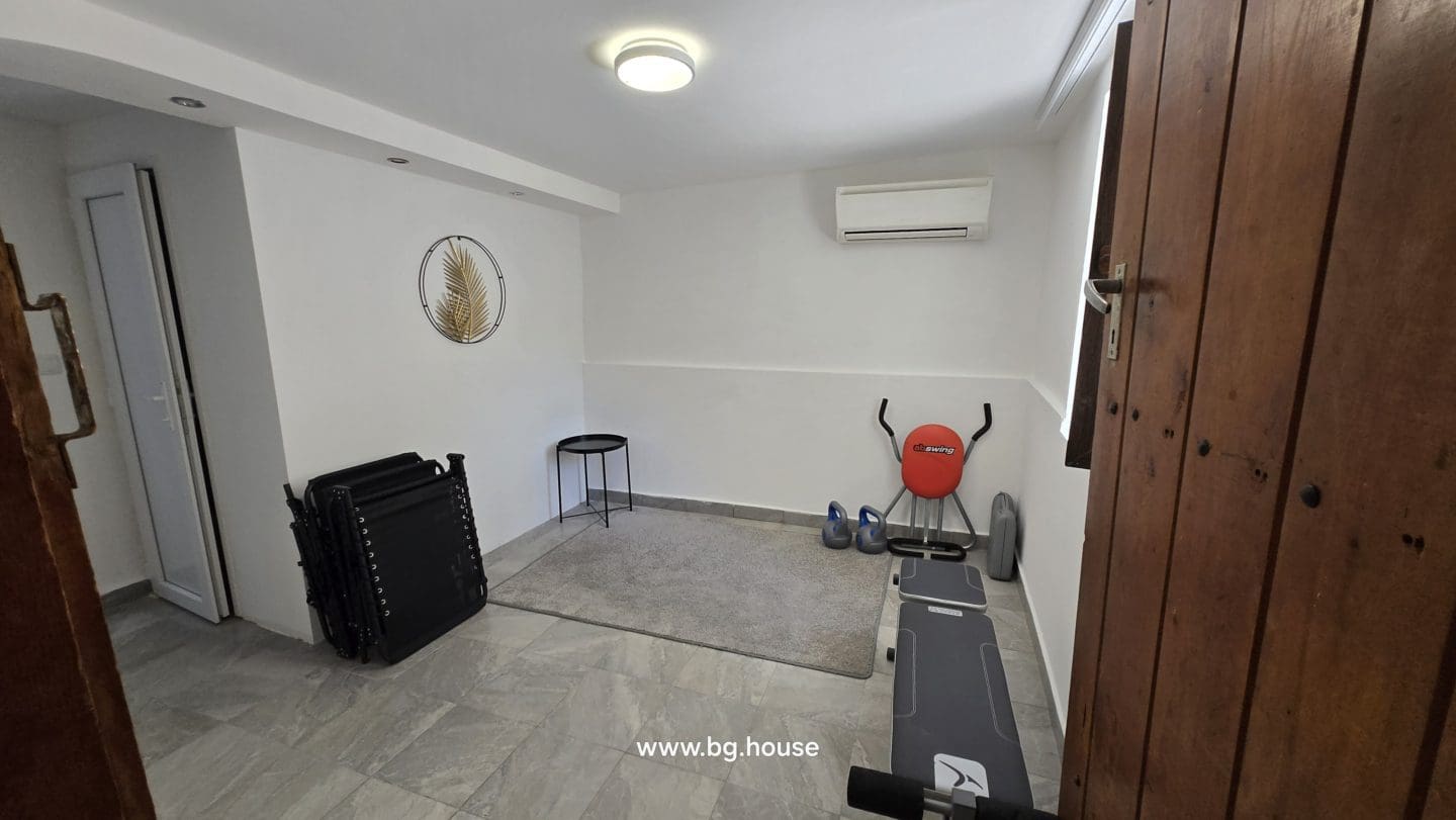 Bulgarian Property for Sale – 6300m² Estate in Village Zvezda