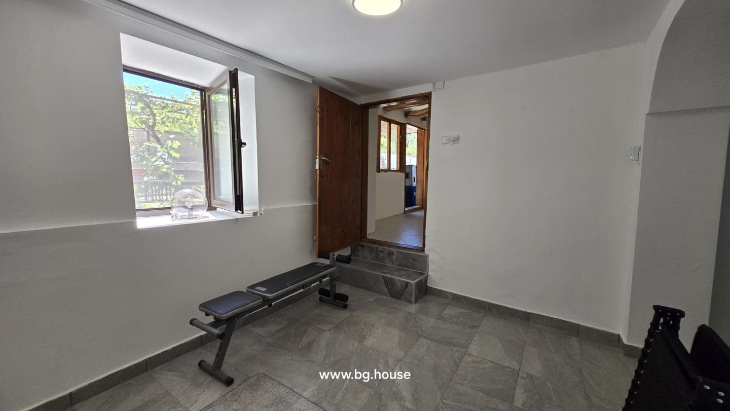 Bulgarian Property for Sale – 6300m² Estate in Village Zvezda