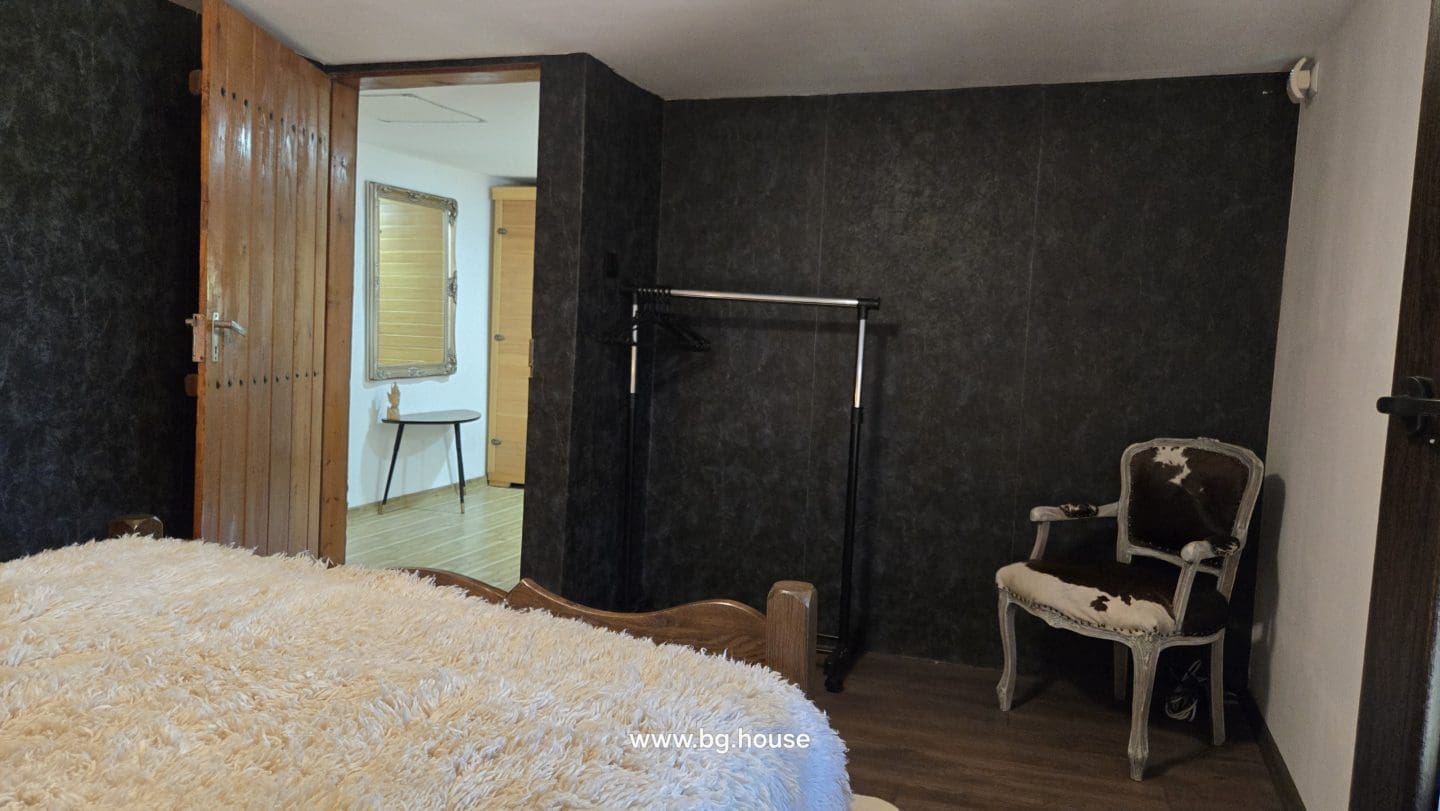 Bulgarian Property for Sale – 6300m² Estate in Village Zvezda