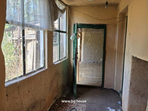 Bulgarian Property for Sale in Village Lyublen – 1090m² Freehold