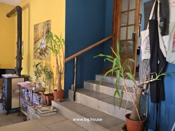Bulgarian House for Sale in Village Zvezda – 1830m² Garden