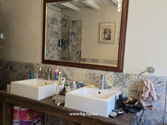 Bulgarian House for Sale in Village Zvezda – 1830m² Garden