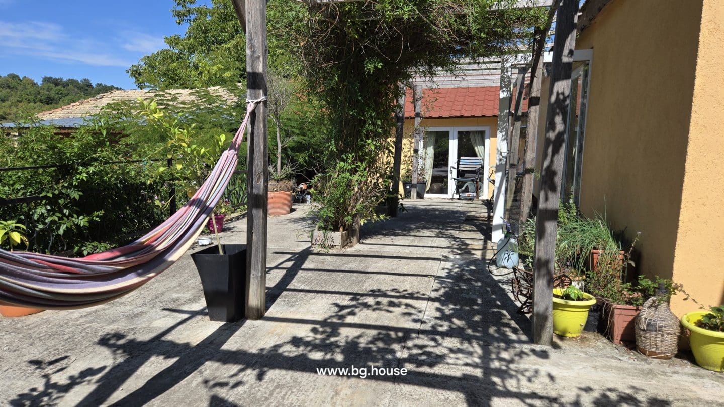 Bulgarian House for Sale in Village Zvezda – 1830m² Garden