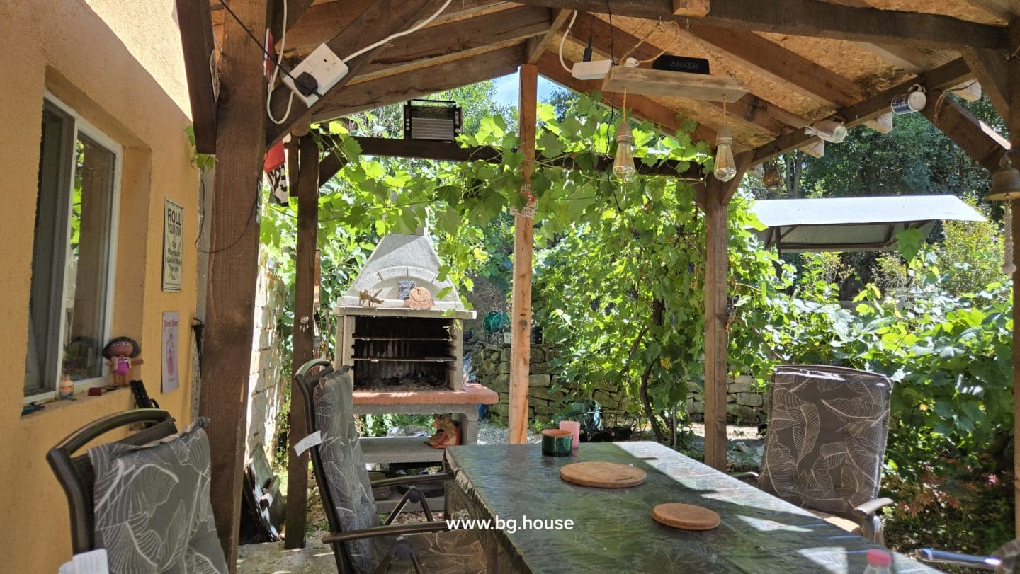 Bulgarian House for Sale in Village Zvezda – 1830m² Garden