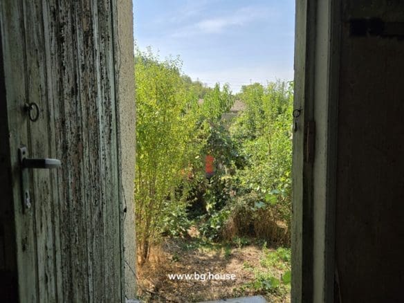 Bulgarian House for Sale in Village Voditsa – 5 Bedrooms, 1100m²