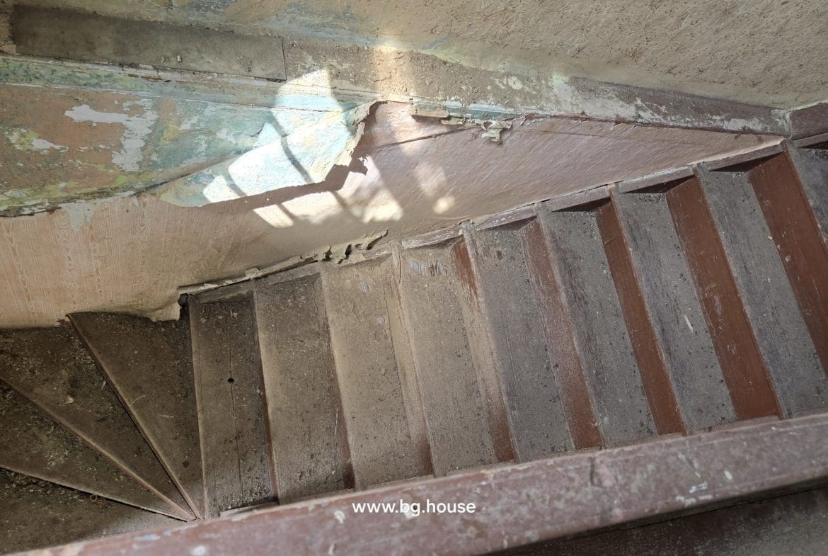 1170