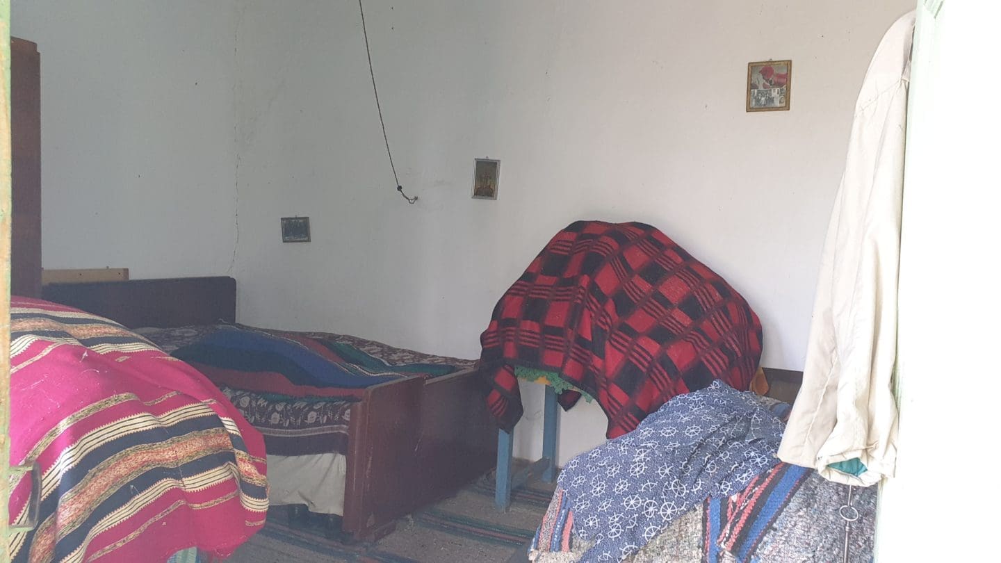 Bulgarian House for Sale in Village Palamartsa – 1200m² Land
