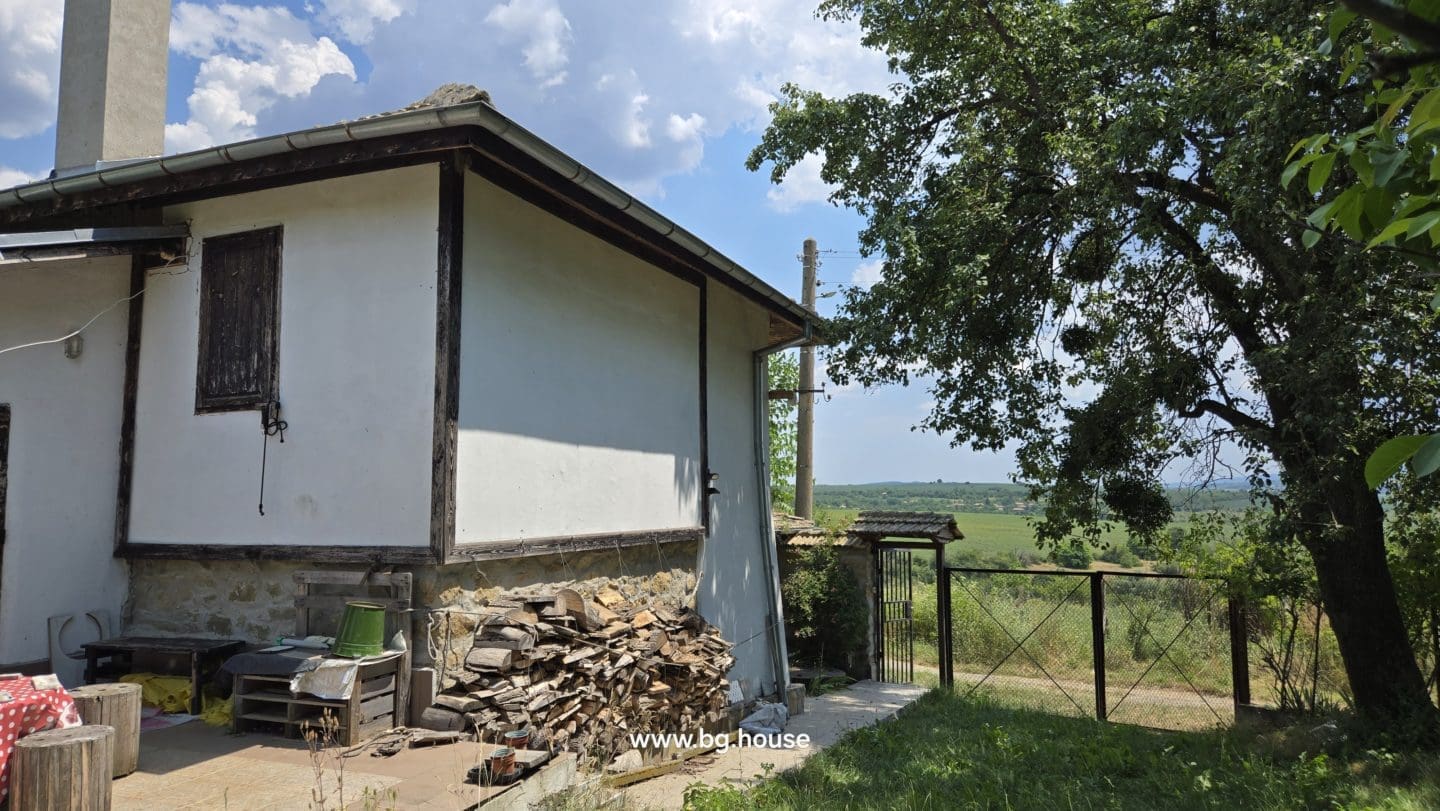 Bulgarian Property for Sale – 2 Houses in Village Berkovski