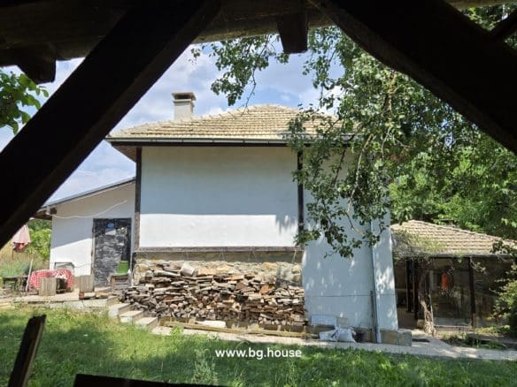 Bulgarian Property for Sale – 2 Houses in Village Berkovski