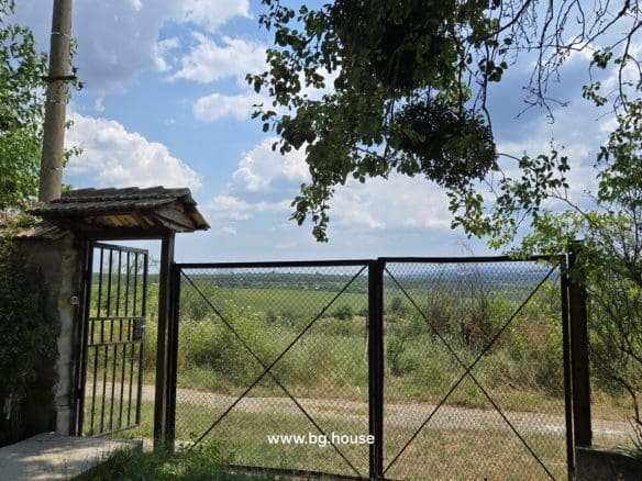 Bulgarian Property for Sale – 2 Houses in Village Berkovski