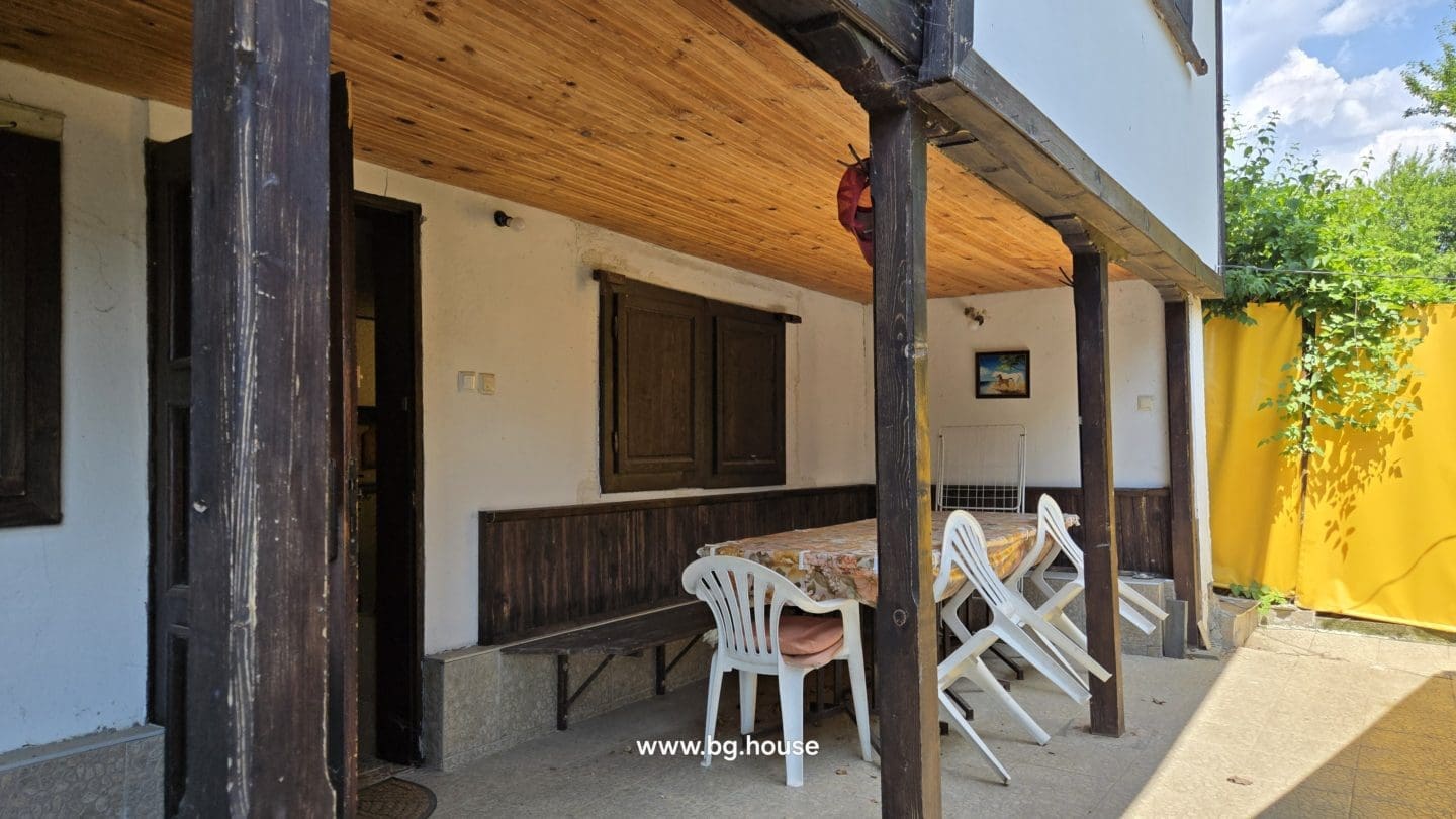 Bulgarian Property for Sale – 2 Houses in Village Berkovski