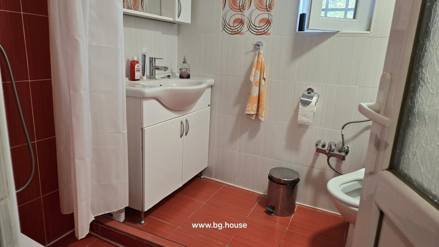 Bulgarian Property for Sale – 2 Houses in Village Berkovski