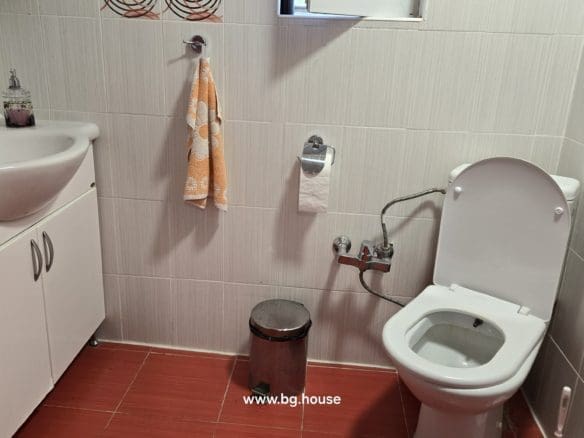 Bulgarian Property for Sale – 2 Houses in Village Berkovski