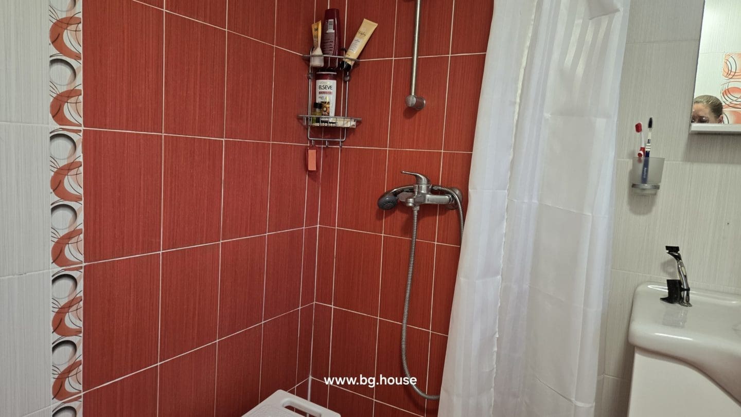 Bulgarian Property for Sale – 2 Houses in Village Berkovski