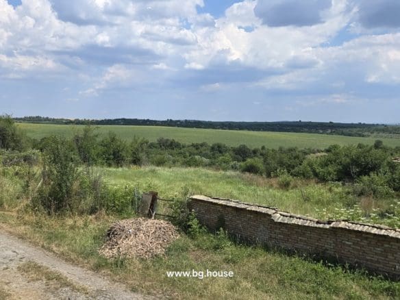 Bulgarian Property for Sale – 2 Houses in Village Berkovski